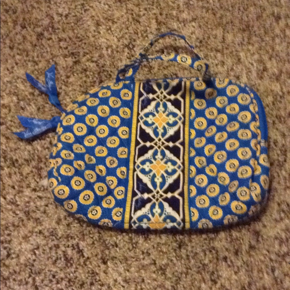 Vera Bradley makeup bag/hygiene bag